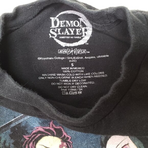 Demon Slayer Tanjiro & Nezuko Anime Unisex T-Shirt Blk Sz S EXCELLENT CONDITION! - Picture 3 of 4